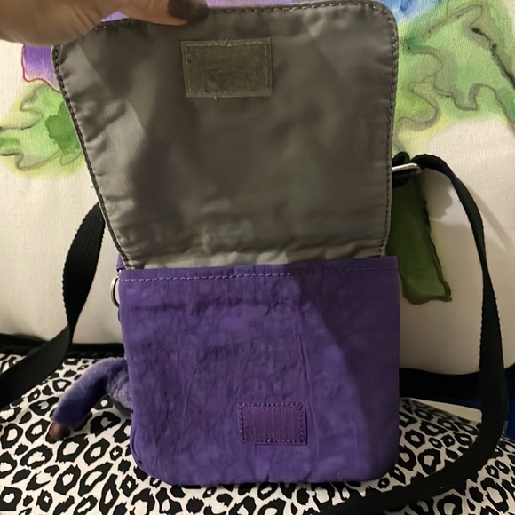 Kipling Crossbody - Picture 5 of 12